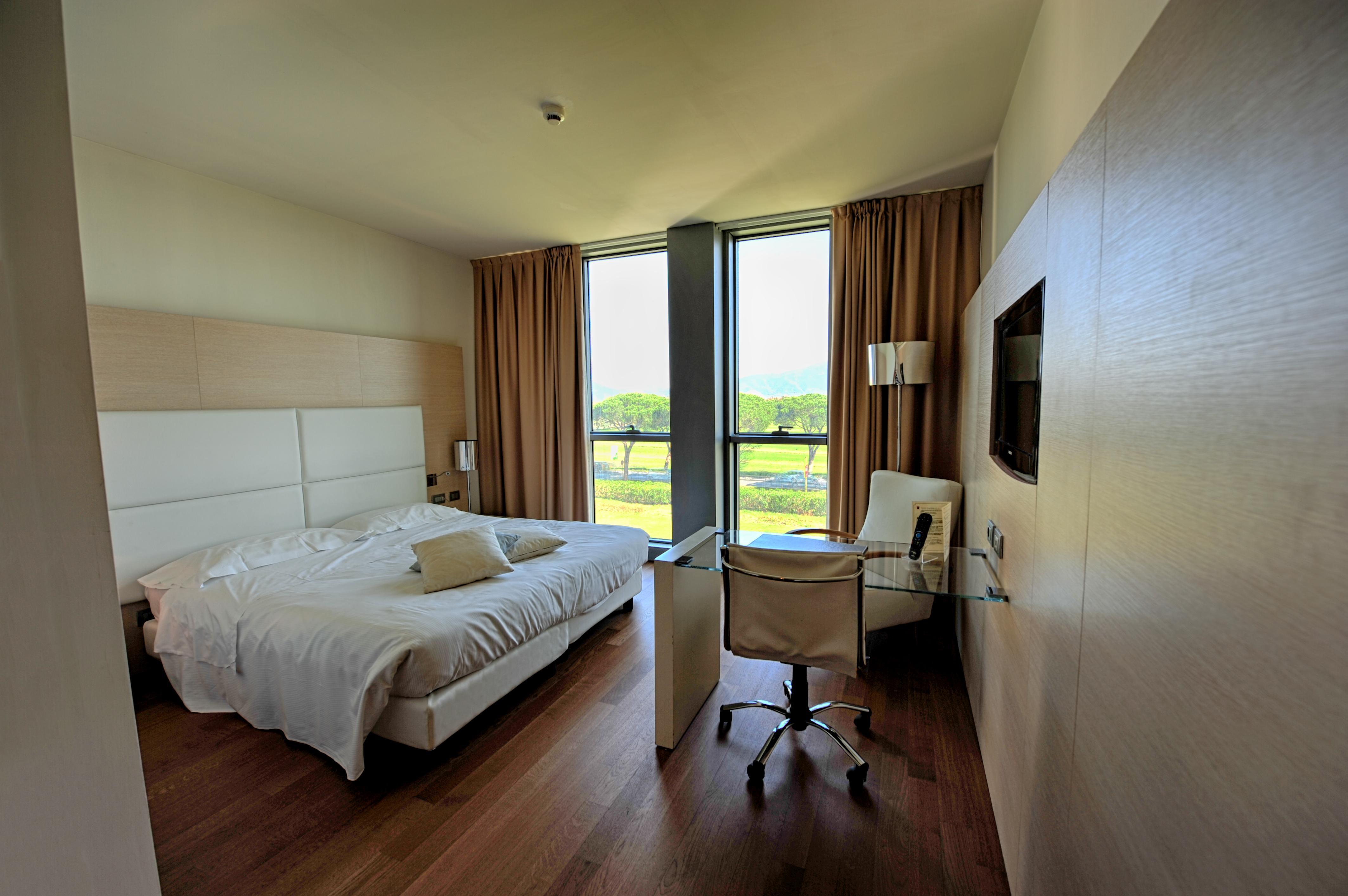 Pisa Tower Plaza Ξενοδοχείο Εξωτερικό φωτογραφία A room at the hotel