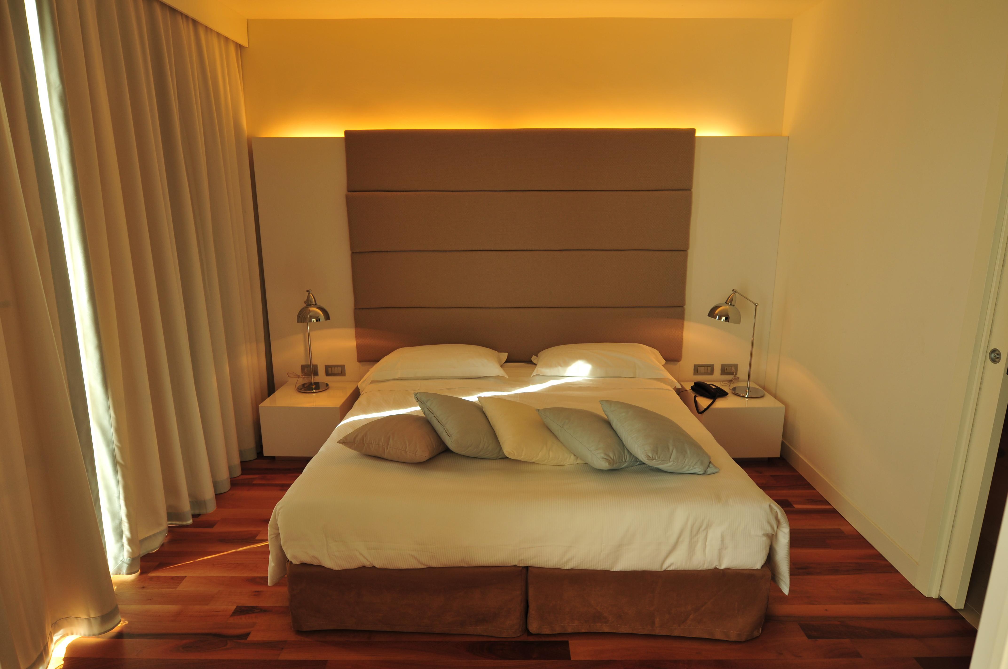 Pisa Tower Plaza Ξενοδοχείο Εξωτερικό φωτογραφία A bedroom
